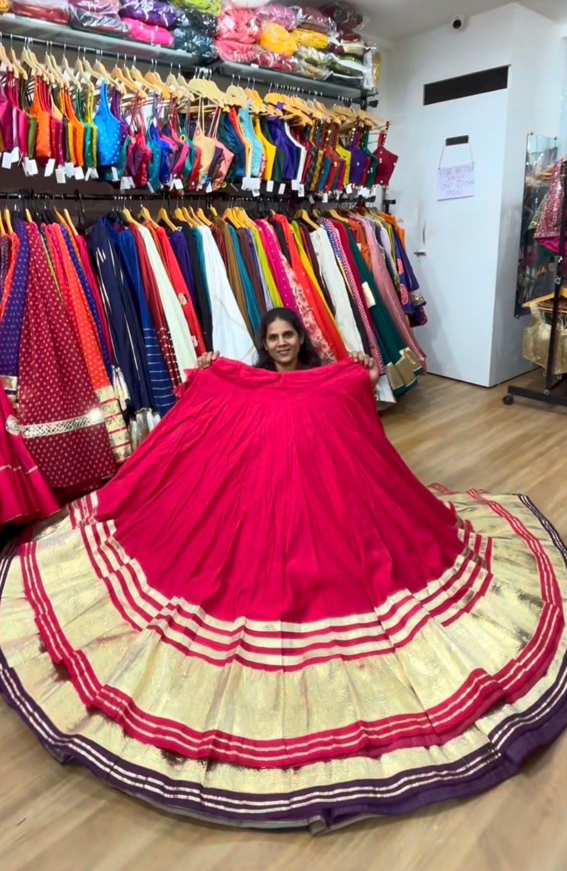 Romansilk Lehnga