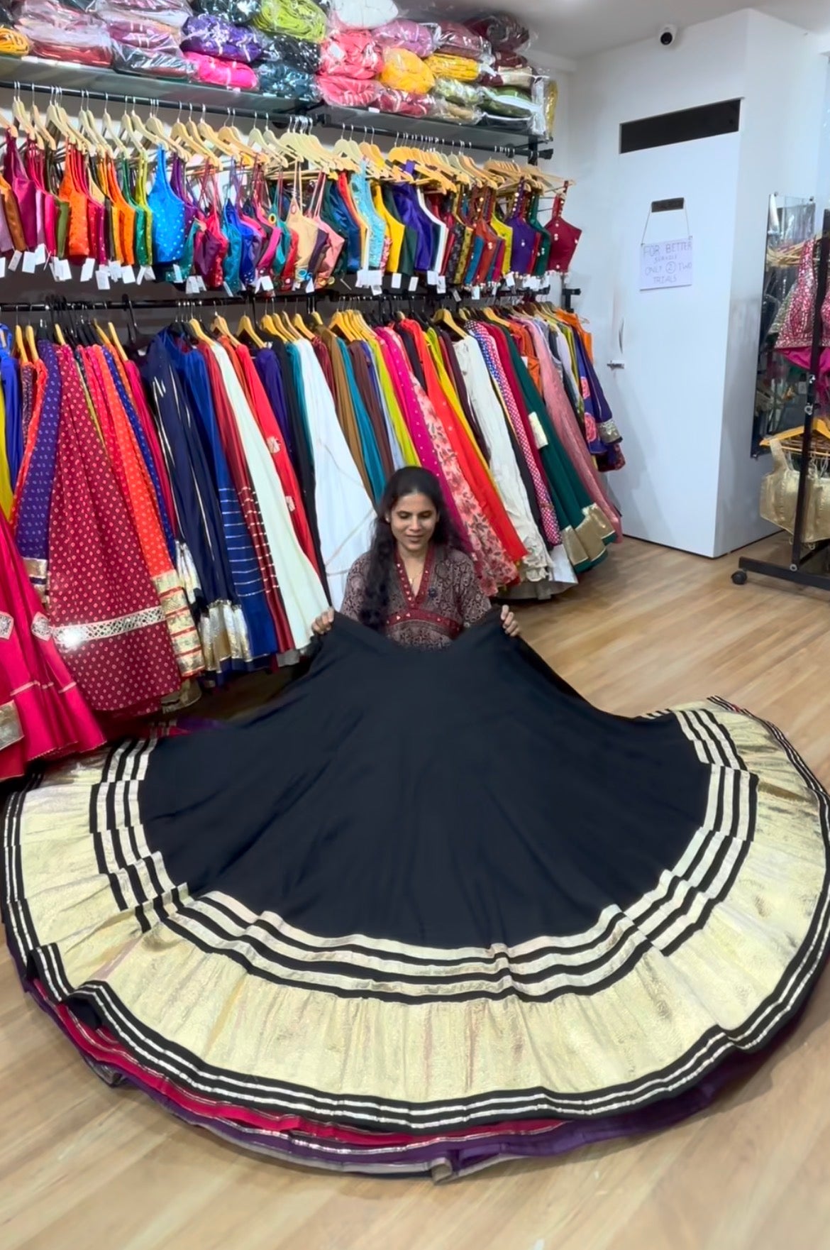 Romansilk Lehnga