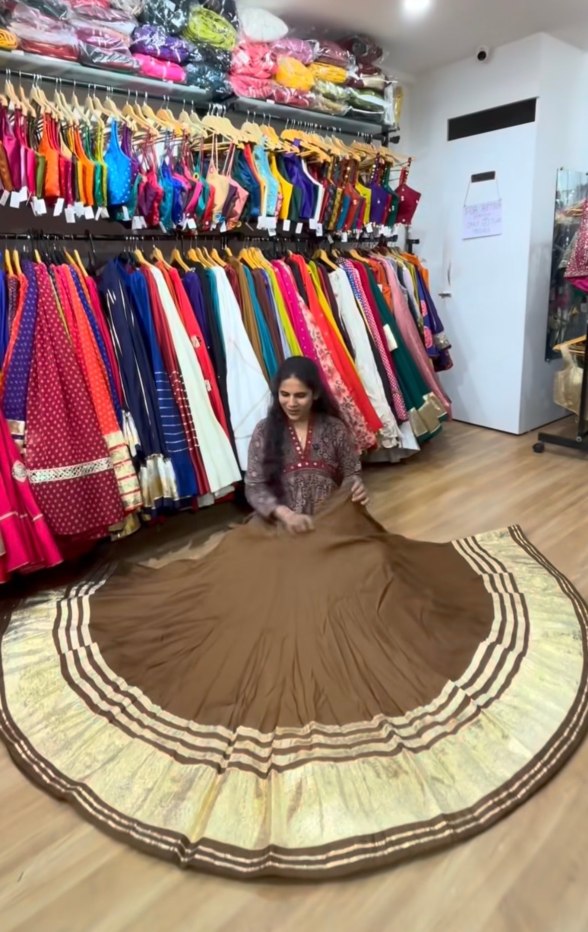 Romansilk Lehnga