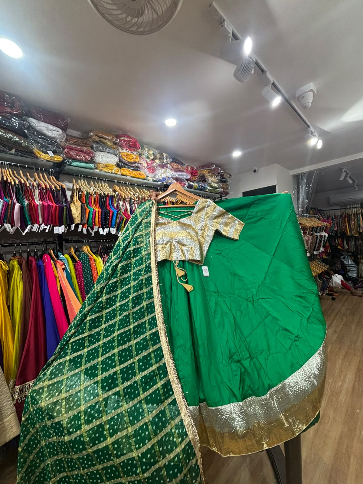 Green Lehenga | Lumpy border Blouse