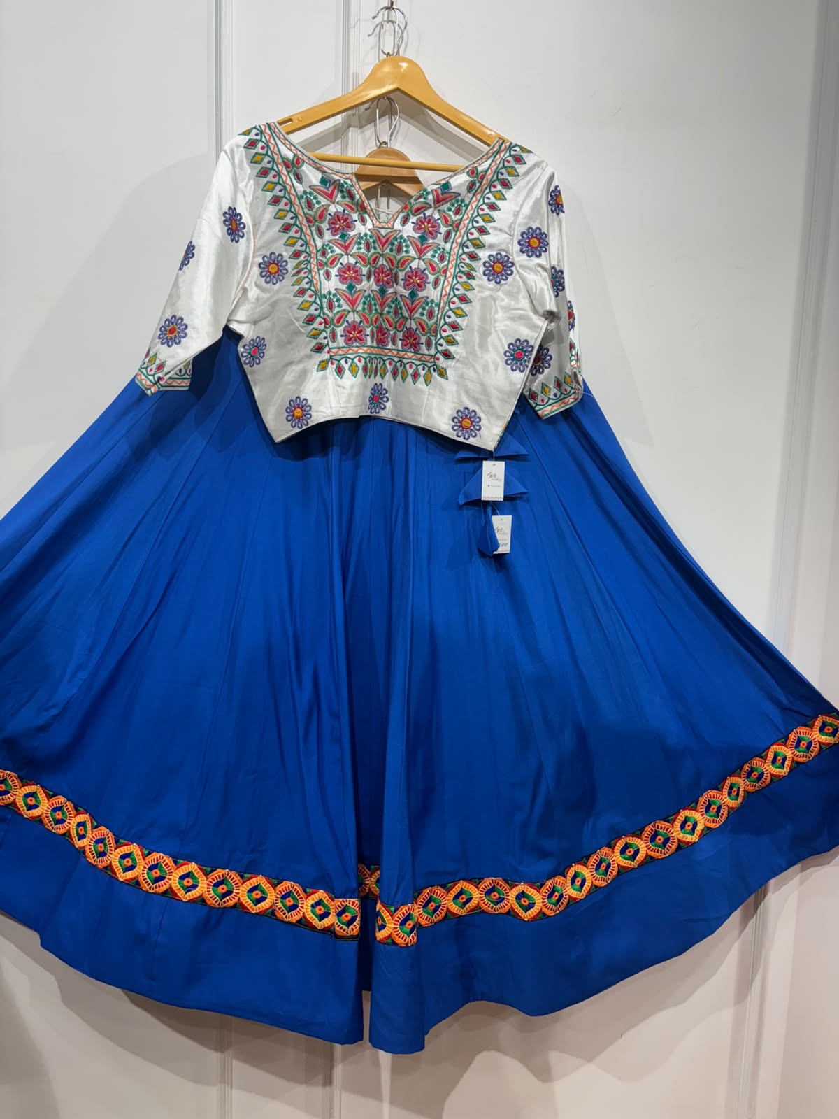 Lehenga with beautiful border | Blouse gajji silk