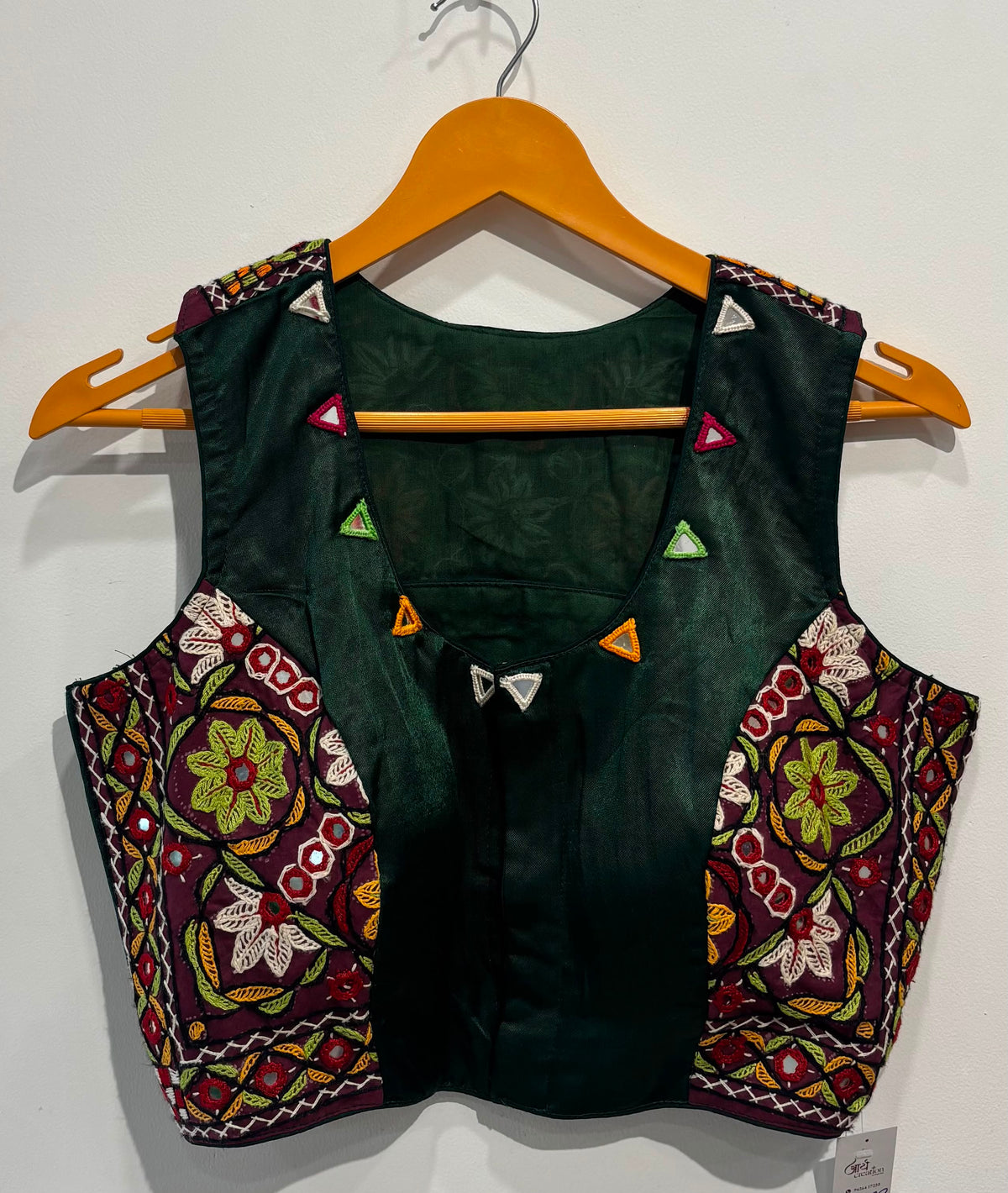 Kutchhi work blouse