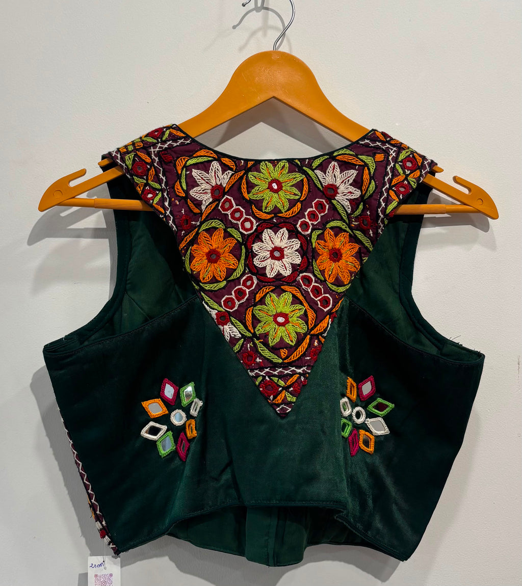Kutchhi work blouse