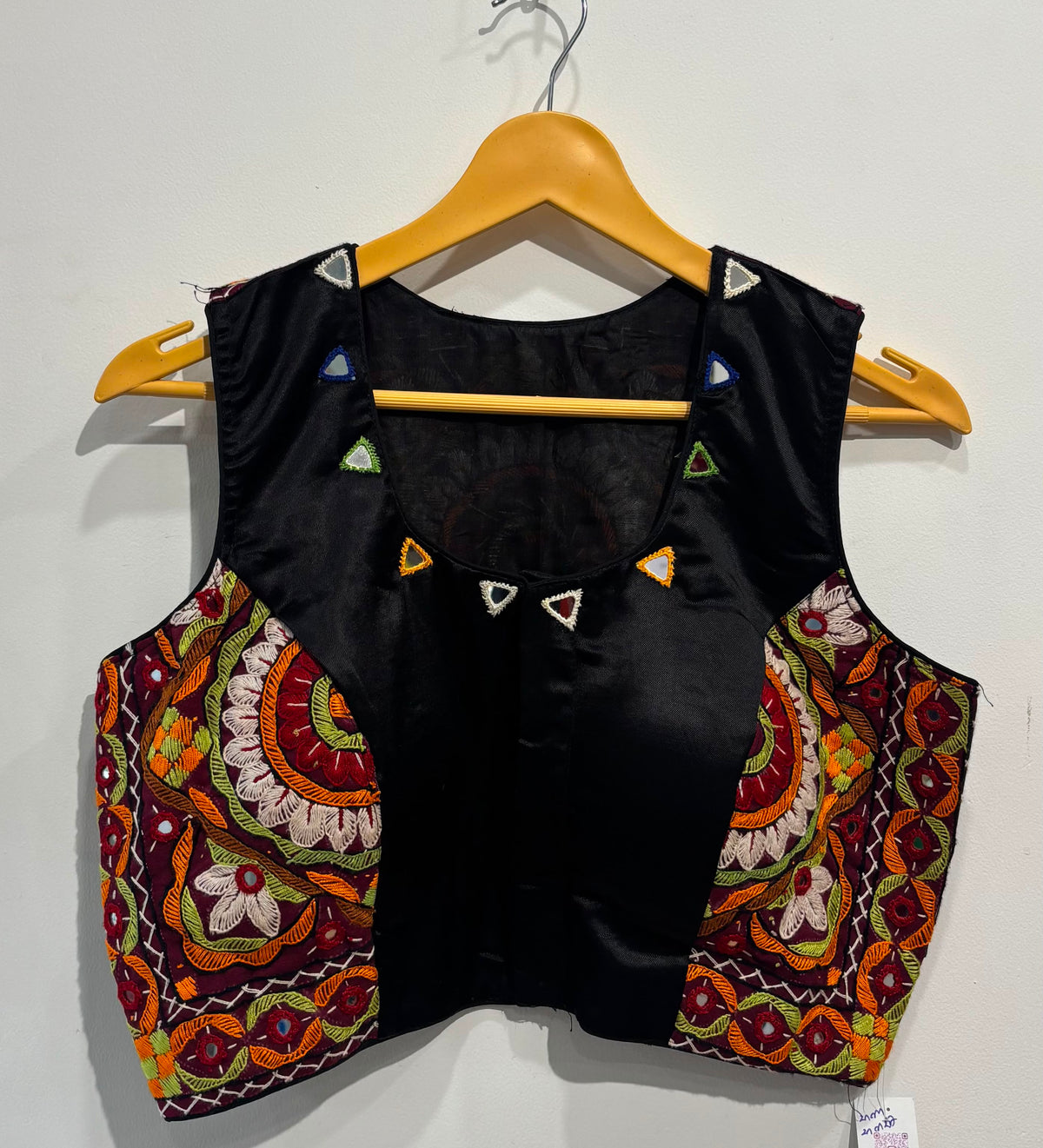 Kutchhi work blouse